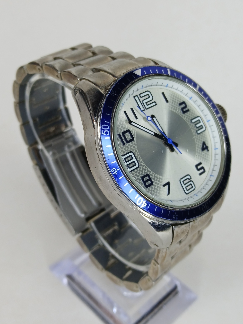 ​Merona FMDM252 Men Watch Silver Tone Blue Bezel Silver Dial Japan Movt